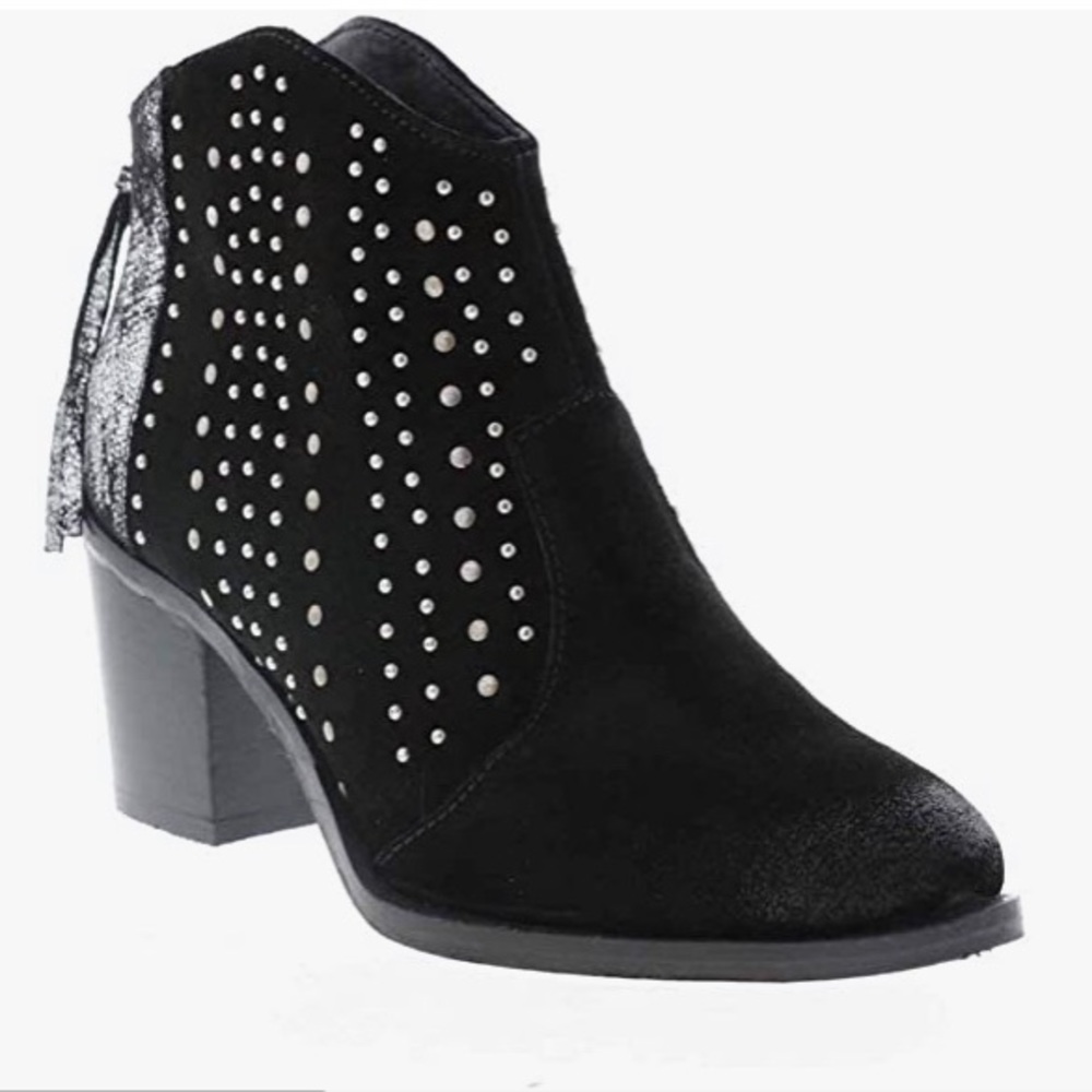 Very Volatile Zeke Studded Ankle Boots